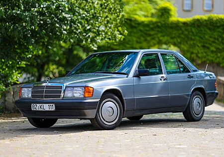 Mercedes-Benz 190 190E 1.8 W201
