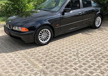 BMW 540i A -