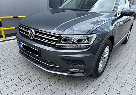 VW Tiguan Volkswagen 1.4 TSI DSG 4MOTION, Standheizung,LED,ACC