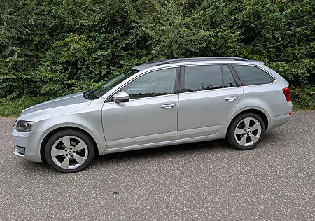 Skoda Octavia 1.6 TDI Green tec Style Combi Style