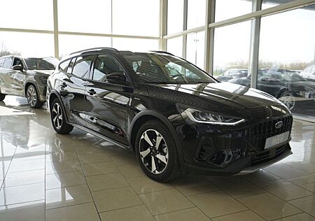 Ford Focus Active X 1,0 155PS Navi/ACC/Kamera/Winterp