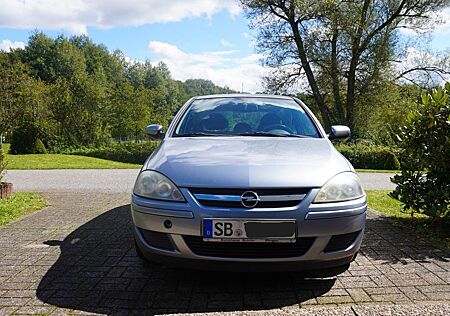 Opel Corsa 1.2 Twinport mit Soundanlage & Heckspoiler