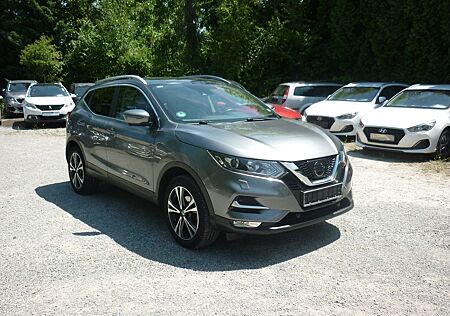 Nissan Qashqai N-Connecta* Panorama* AHK*