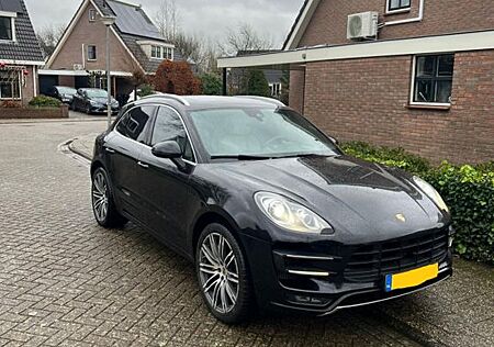 Porsche Macan Turbo Turbo