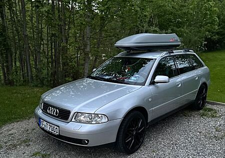 Audi A4 2.5 TDI tiptronic Avant -B5