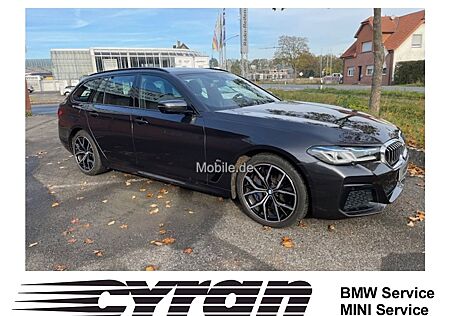 BMW 540d xDrive Touring M Sport Pano HUD AHK Standh.