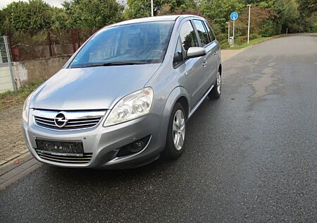 Opel Zafira B Edition/S-Heft/8f-Bereift/PDC/1.Hand