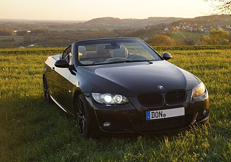 BMW 330d Cabrio - schwarz*Keyless*Voll*M-Sport