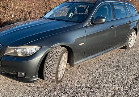 BMW 330d xDrive Touring Allrad