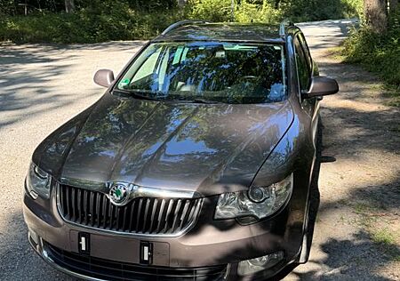Skoda Superb 2.0 TDI Elegance Combi Elegance