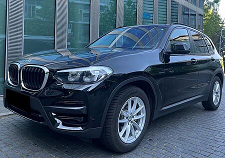 BMW X3 Baureihe xDrive 20 d*Totwinkel*AHK*LED*