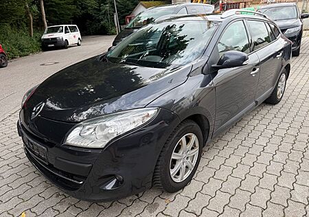 Renault Megane III Grandtour Dynamique/Klima/Alu/TÜV0626