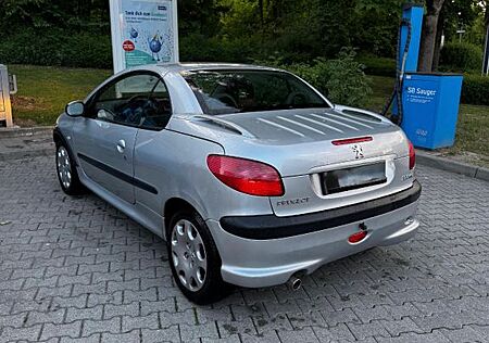 Peugeot 206 CC 110 Automatik -
