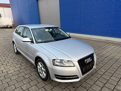 Audi A3 1.6 TDI Attraction Sportback Klimaautomatik