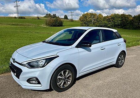 Hyundai i20 1.0 T-GDI 74kW Active Trend Active Trend