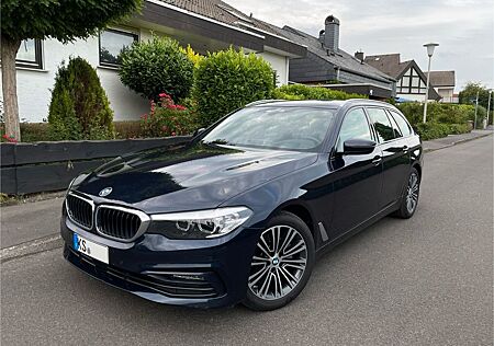 BMW 520d Touring *2. Hand* Scheckheft *Head-Up*