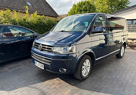 VW T5 Multivan Volkswagen Highline der Bulli