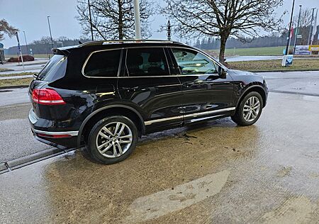 VW Touareg Volkswagen 3.0 V6 TDI 150kW SCR BMT 4Motion R-Line
