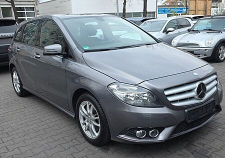 Mercedes-Benz B 200 1er Besitz/ 58000 Km Og.Tüv+Inspektion neu