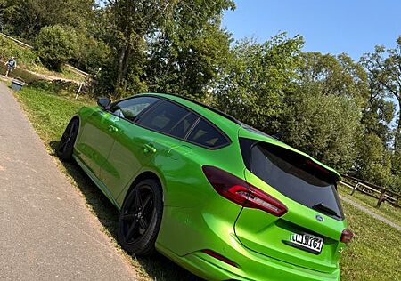 Ford Focus 2,3 EcoBoost ST Turnier Auto ST