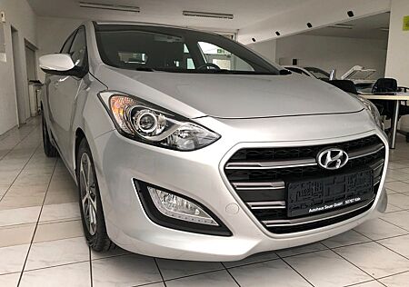 Hyundai i30 blue Passion