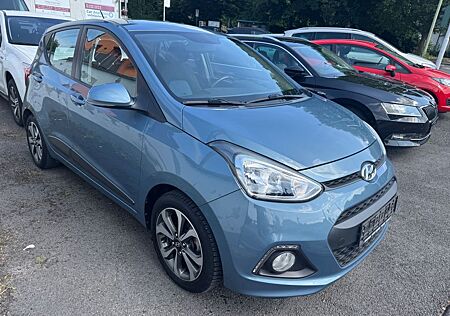 Hyundai i10 i10YES!,2.Hd.,Klimaautomatik,Sitzh.,E-Paket,Tel.