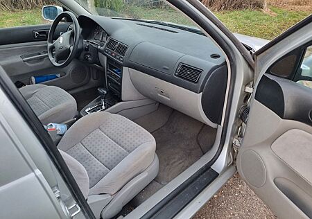 VW Golf Volkswagen 1.8 GL Auto GL