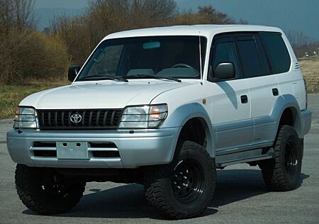 Toyota Land Cruiser 3.0 TD Old Man Emu