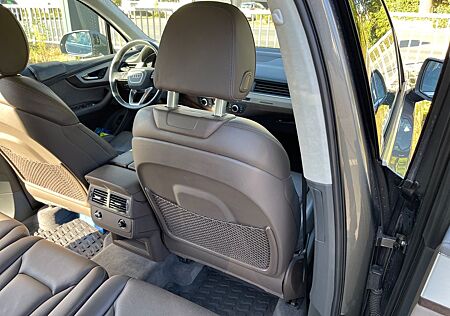 Audi Q7 3.0 TDI design selection Allradlenkung