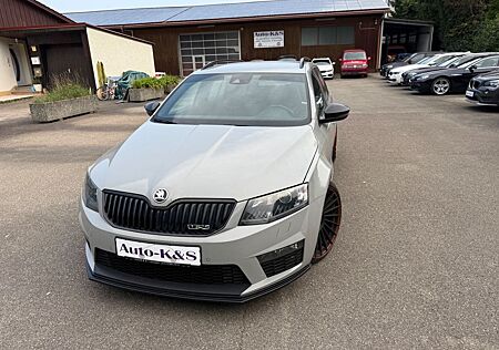 Skoda Octavia Combi RS Luftfahrwerk,Navi,19", 220 KW