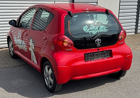 Toyota Aygo (X) Aygo (X)1.0-Kupplung NEU-1.Hand-5-Türer-Scheckhe