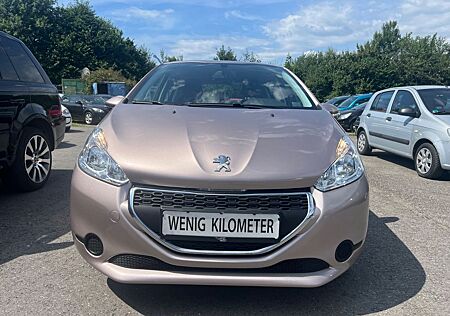 Peugeot 208 1.2 Style NAVI. PDC . 51000KM