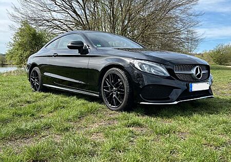 Mercedes-Benz C 180 Coupé AMG Line