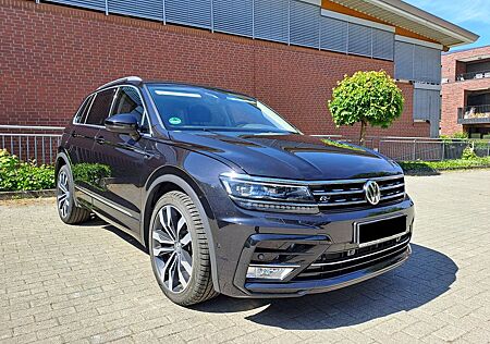 VW Tiguan Volkswagen 2.0 TDI DSG 4MOTION Highline R-Line