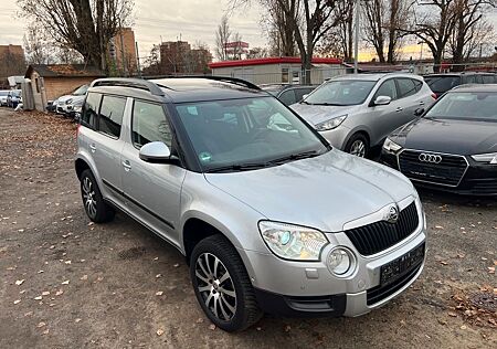 Skoda Yeti Elegance Plus Edition 4x4*1.Hand*PANO*PDC*
