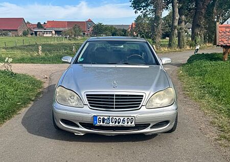 Mercedes-Benz S 320 CDI -