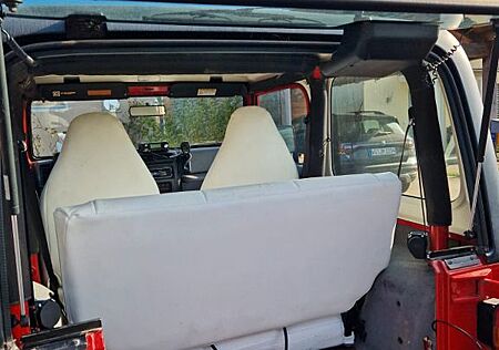 Jeep Wrangler 4.0 Sahara Sahara