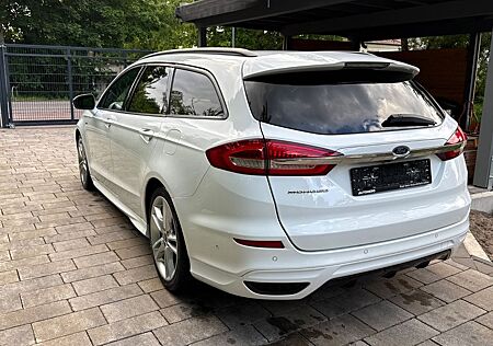 Ford Mondeo Turnier ST-Line