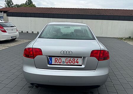 Audi A4 1.6 Klima Limousine TUV NEU Neue Zahnriemen