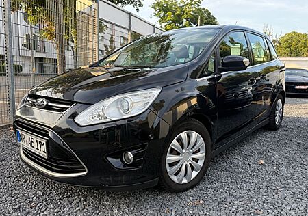 Ford Grand C-Max Titanium*NAVI*XENON*EURO5*Klima-Aut