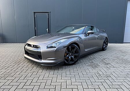 Nissan GT-R R35 Black Edition 3.8L V6