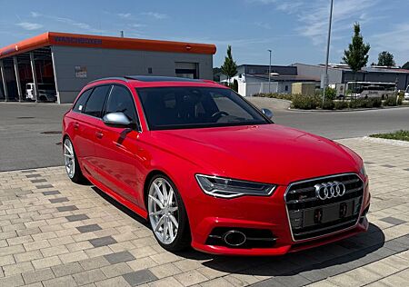 Audi S6 4.0 TFSI quattro S tronic Avant -