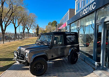 Land Rover Defender 90 EDICIÓN 50 ANIVERSARIO V8