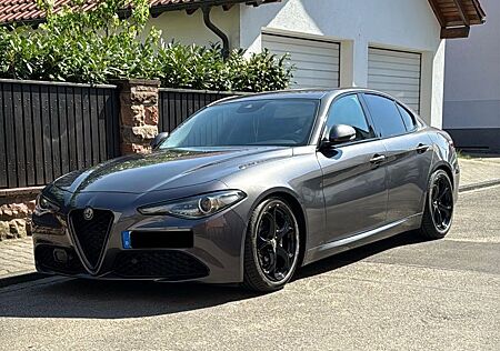 Alfa Romeo Giulia 2.2 Diesel 16V 132 kW AT8 Super Super