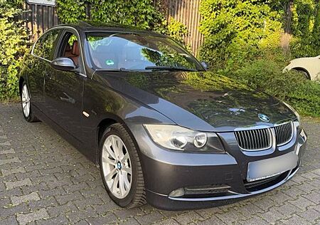 BMW 320i *Gepflegt*TÜV*Automatik*Limousine
