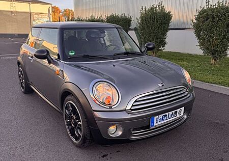 Mini ONE Cooper Automatik, TÜV neu, Sitzheizung, PDC