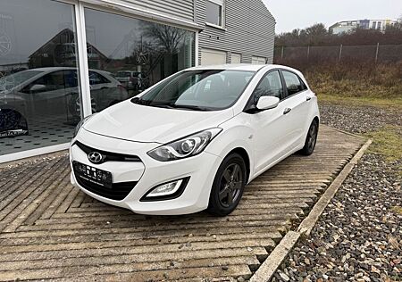 Hyundai i30 Classic 1 Hand Inspektion Neu