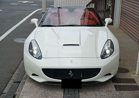 Ferrari California 30