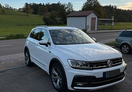 VW Tiguan Volkswagen 2.0 TSI OPF 140kW DSG 4MOTION Highlin...