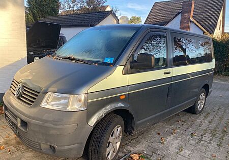 VW T5 Multivan Volkswagen Beach